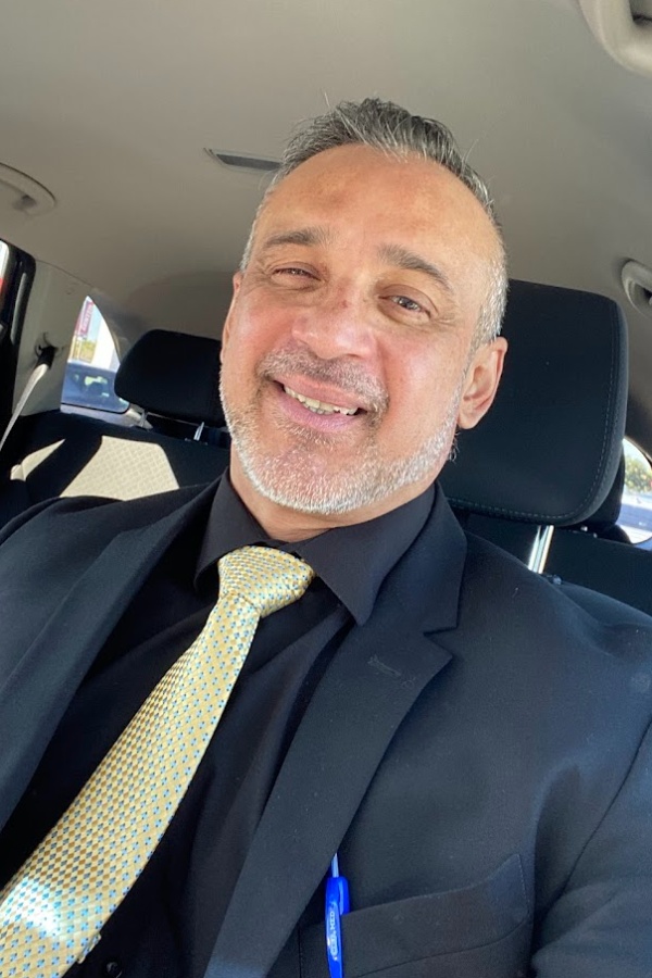 Cruise Brothers Travel Agent Alex de la Torre